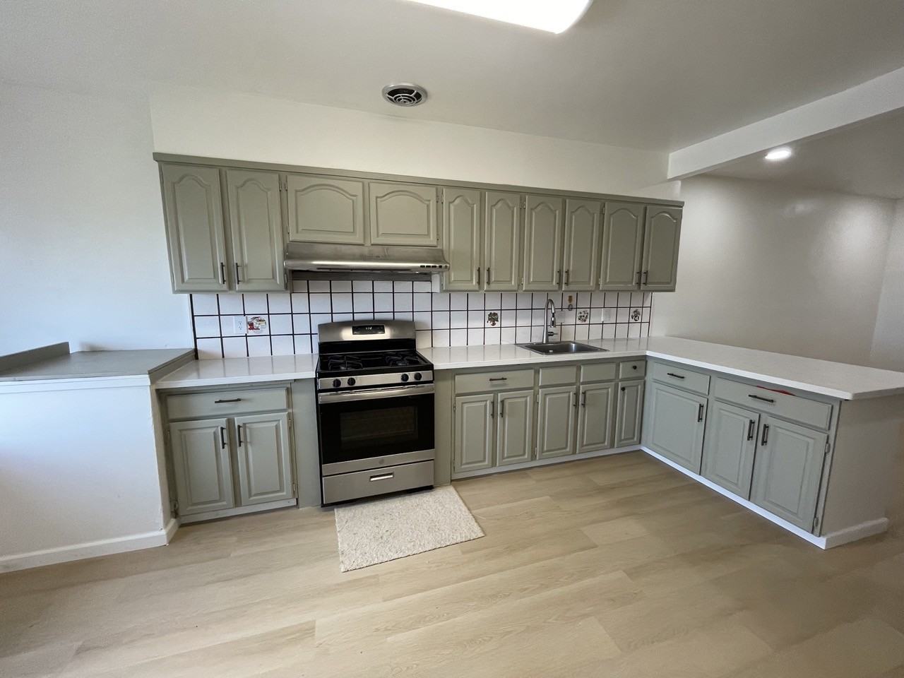 542 Vienna St #A - Photo 5 of 16
