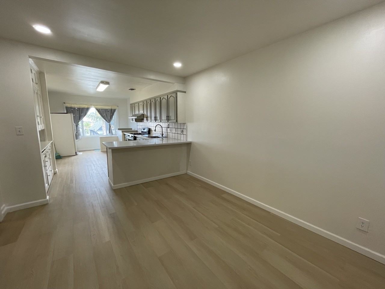 542 Vienna St #A - Photo 6 of 16