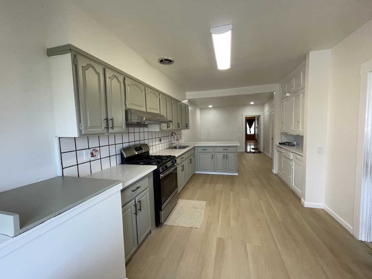 542 Vienna St #A - Photo 7 of 16