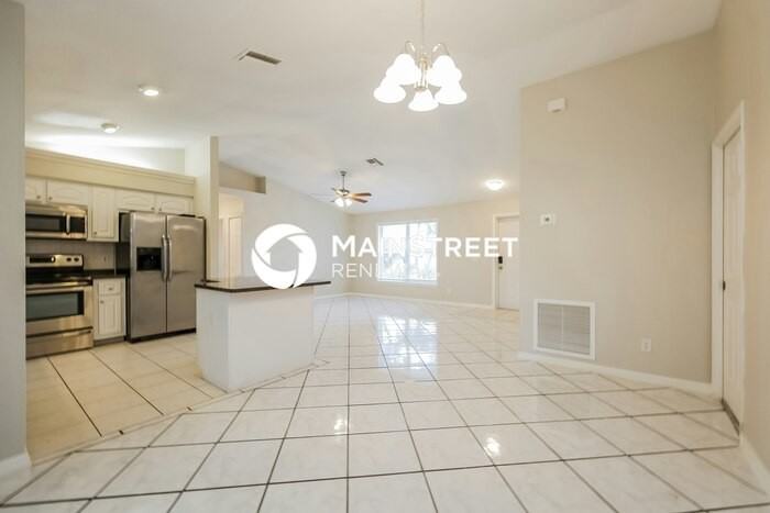 1107 Se 18th St - Photo 6 of 16