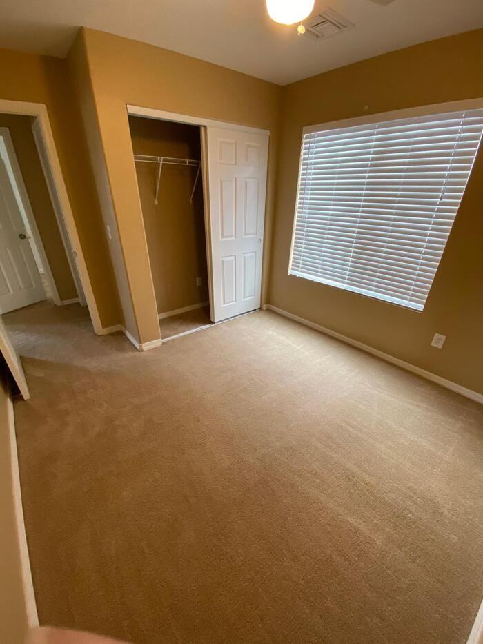 7047 S Ladys Thumb Ln - Photo 6 of 11