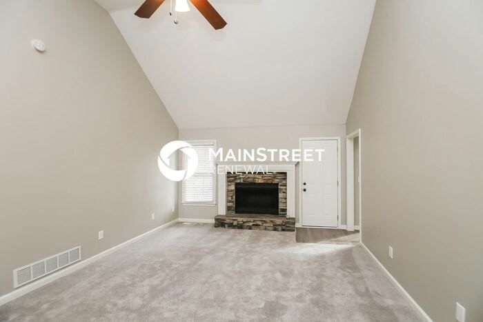 403 Erica Ct - Photo 2 of 19