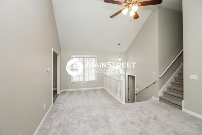 403 Erica Ct - Photo 3 of 19