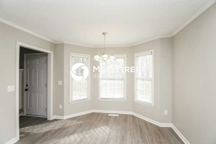 403 Erica Ct - Photo 5 of 19