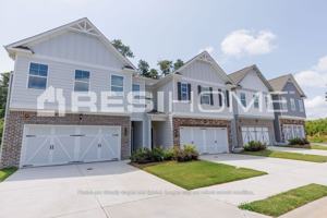 featured image of 1132 Charming Pines Pl Ne