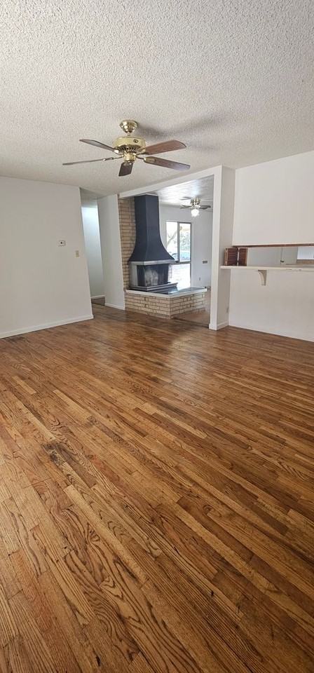 715 James Ct - Photo 5 of 16