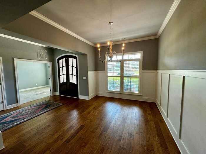 235 Idle Creek Dr - Photo 2 of 40