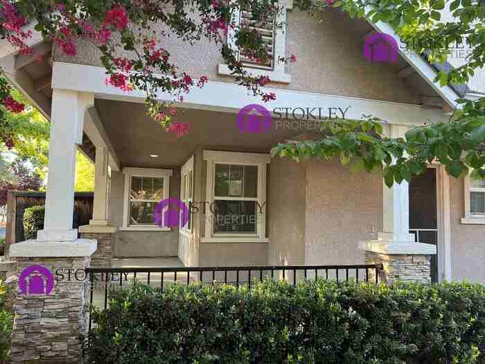 110 Kingfisher St - Photo 4 of 21