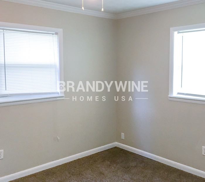 5906 Marty Ct - Photo 6 of 11