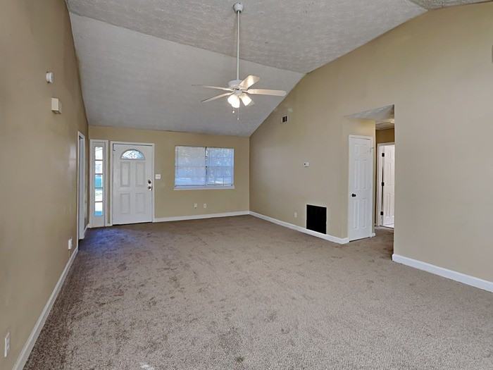 97 Royce Dr - Photo 3 of 19