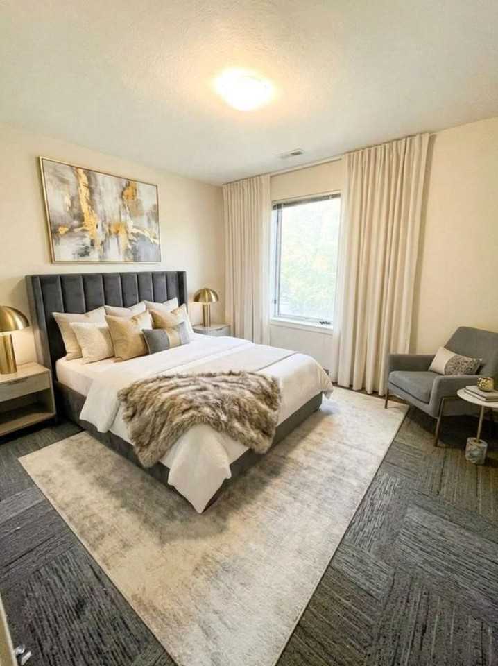 17Hundred Apartments - Photo 2 of 6