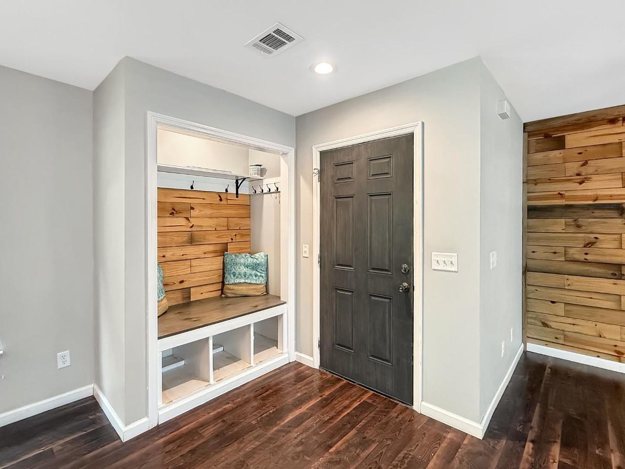 21 Pine Forest Dr - Photo 4 of 11