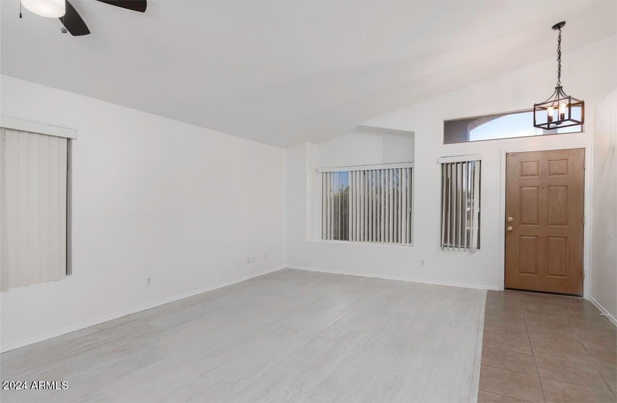 537 E Appaloosa Rd - Photo 2 of 6