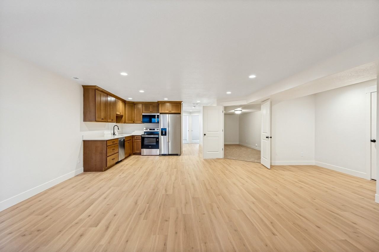 315 E 1150 N #1 - Photo 3 of 23