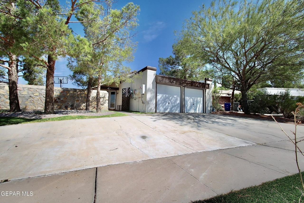 901 Tepic Dr #A - Photo 3 of 41