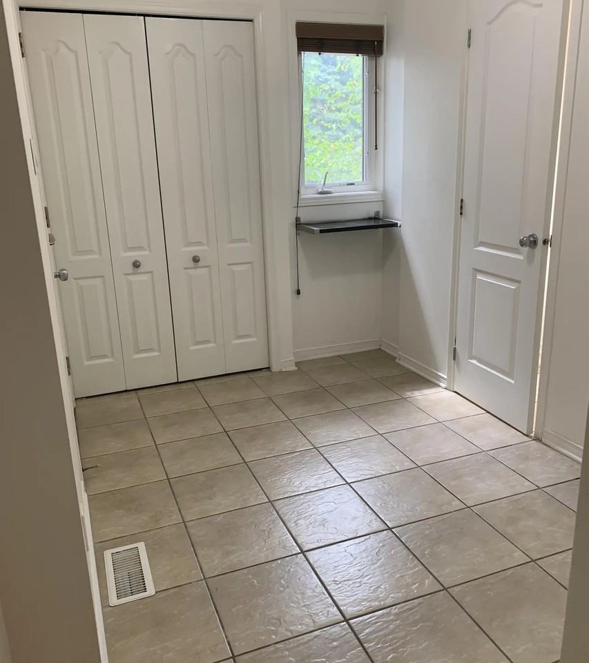 59 Strathaven Private #59 - Photo 2 of 8