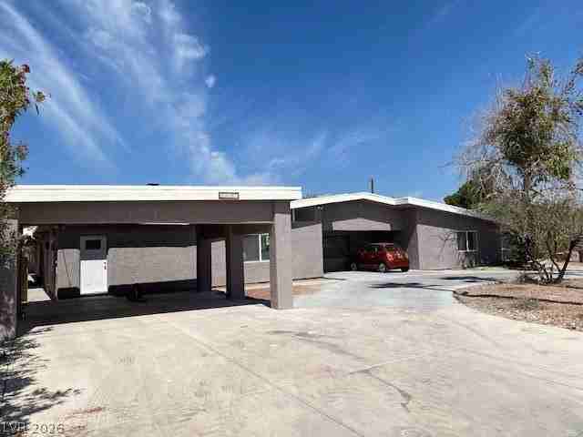 2047 Westwind Rd - Photo 3 of 32