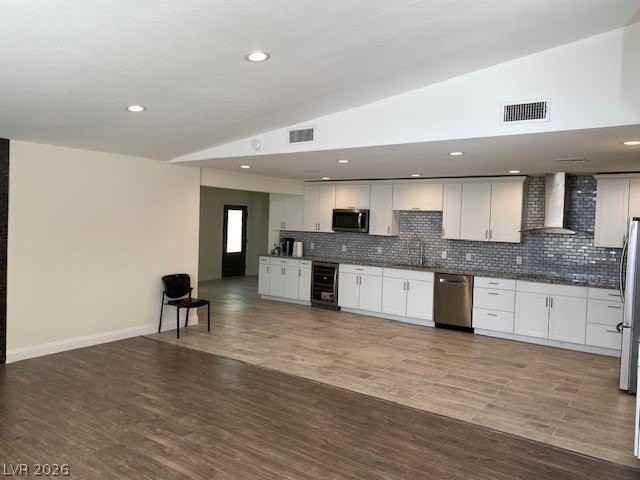 2047 Westwind Rd - Photo 5 of 32