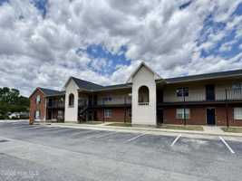 featured image of 1399 Westpointe Dr #10