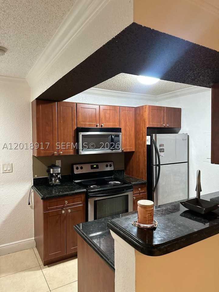 15640 Sw 106th Ln #903 - Photo 4 of 4