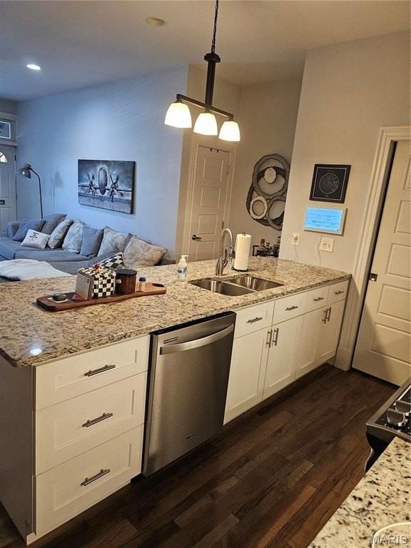 1832 Russell Blvd - Photo 4 of 14