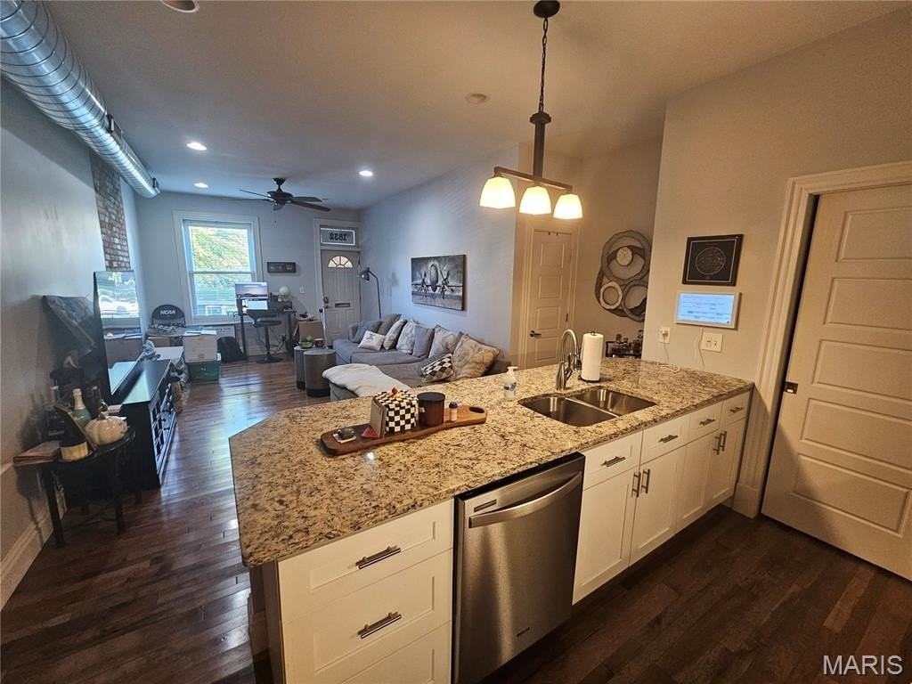 1832 Russell Blvd - Photo 7 of 14