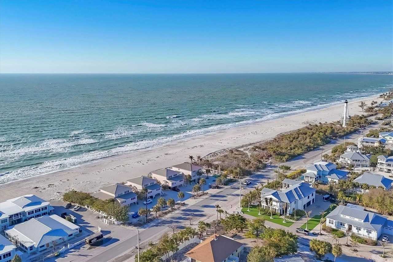 290 Gulf Blvd #17 - Photo 6 of 39