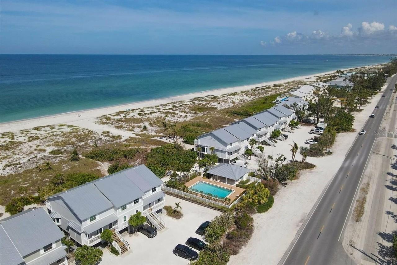 420 Gulf Blvd #13