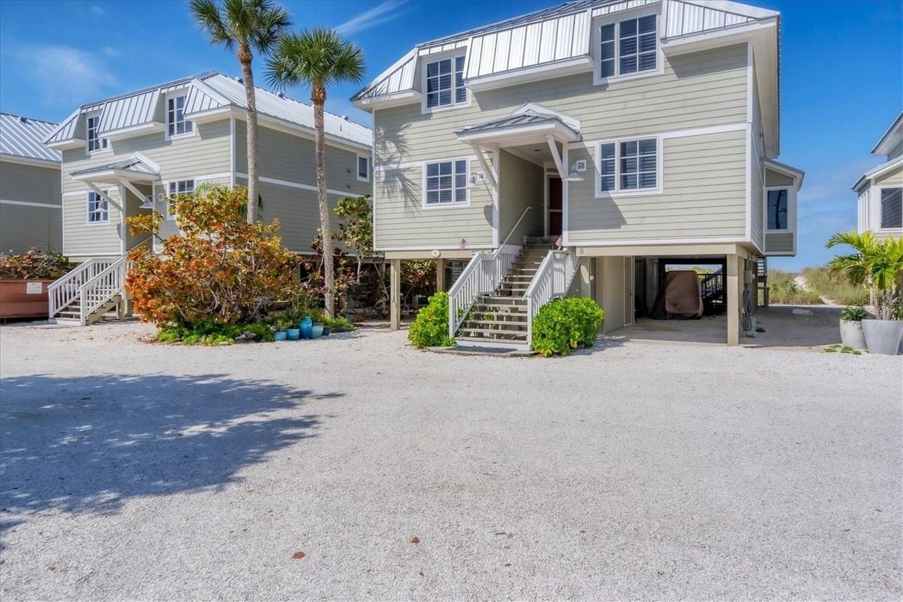 480 Gulf Blvd #6 - Photo 5 of 49