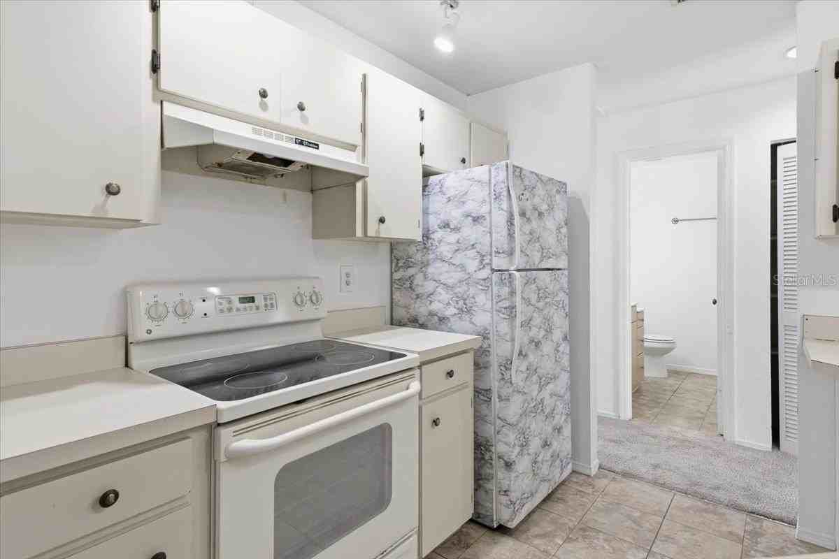 9410 Tacoma Ave #A - Photo 7 of 27