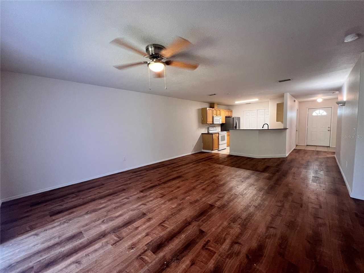 4 Prospect Ln #A - Photo 2 of 9