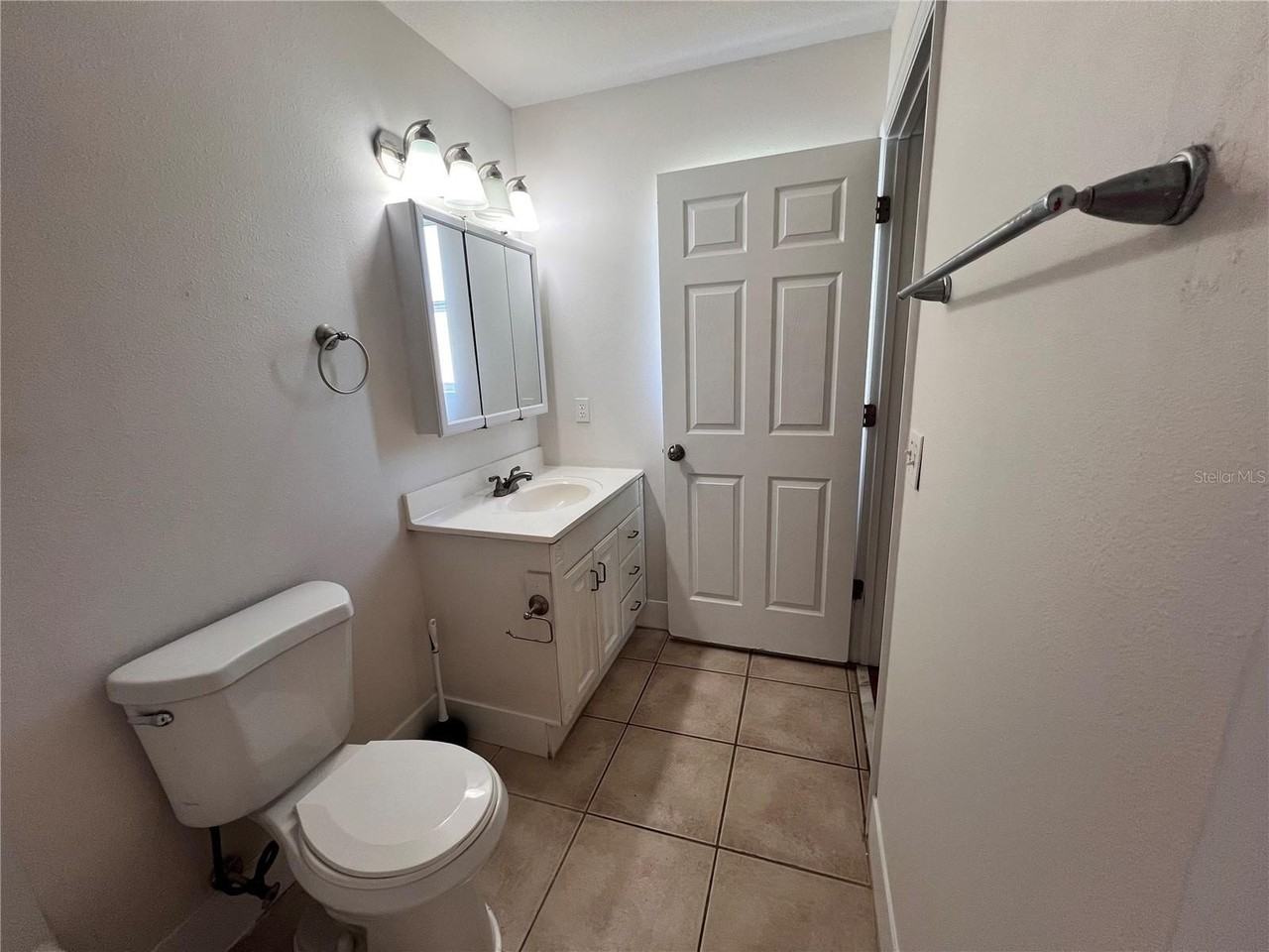4 Prospect Ln #A - Photo 7 of 9