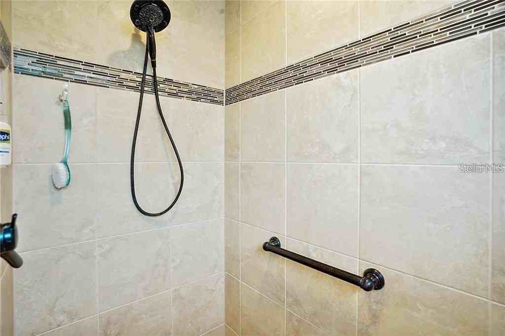 3225 Wise Way - Photo 6 of 9