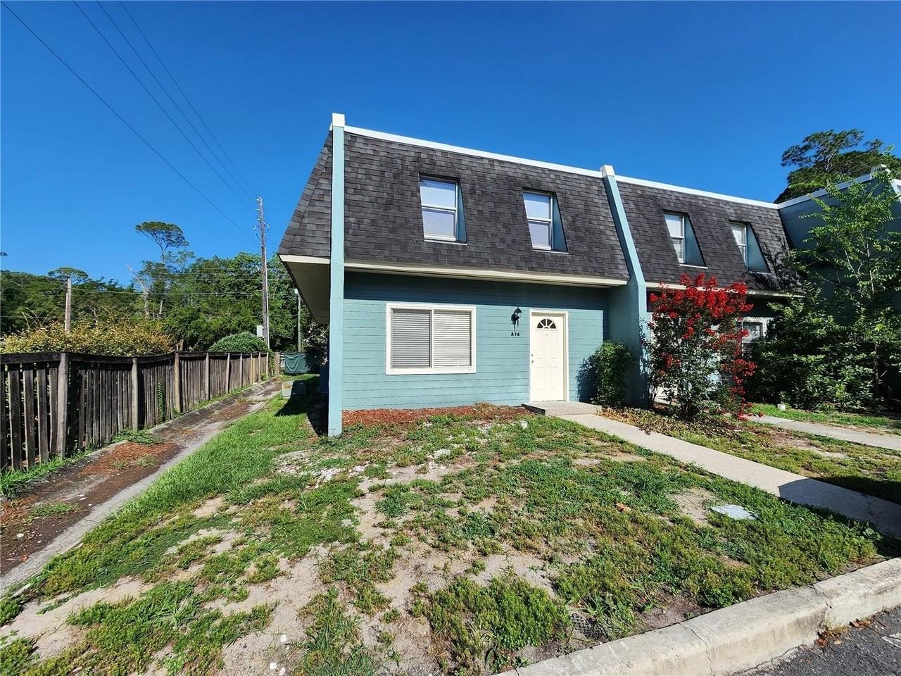 501 Sw 75th St #A14 - Photo 2 of 50