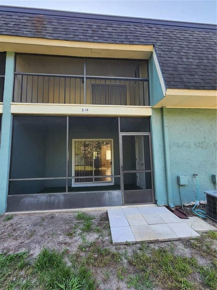 501 Sw 75th St #A14 - Photo 5 of 50