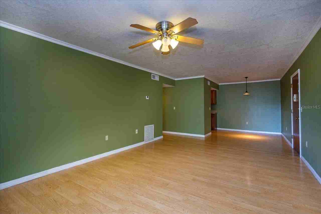 908 Lake Destiny Rd #E - Photo 7 of 20