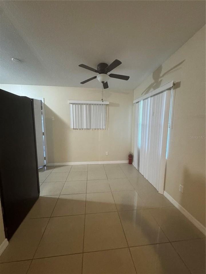 1216 Lawne Blvd - Photo 7 of 13