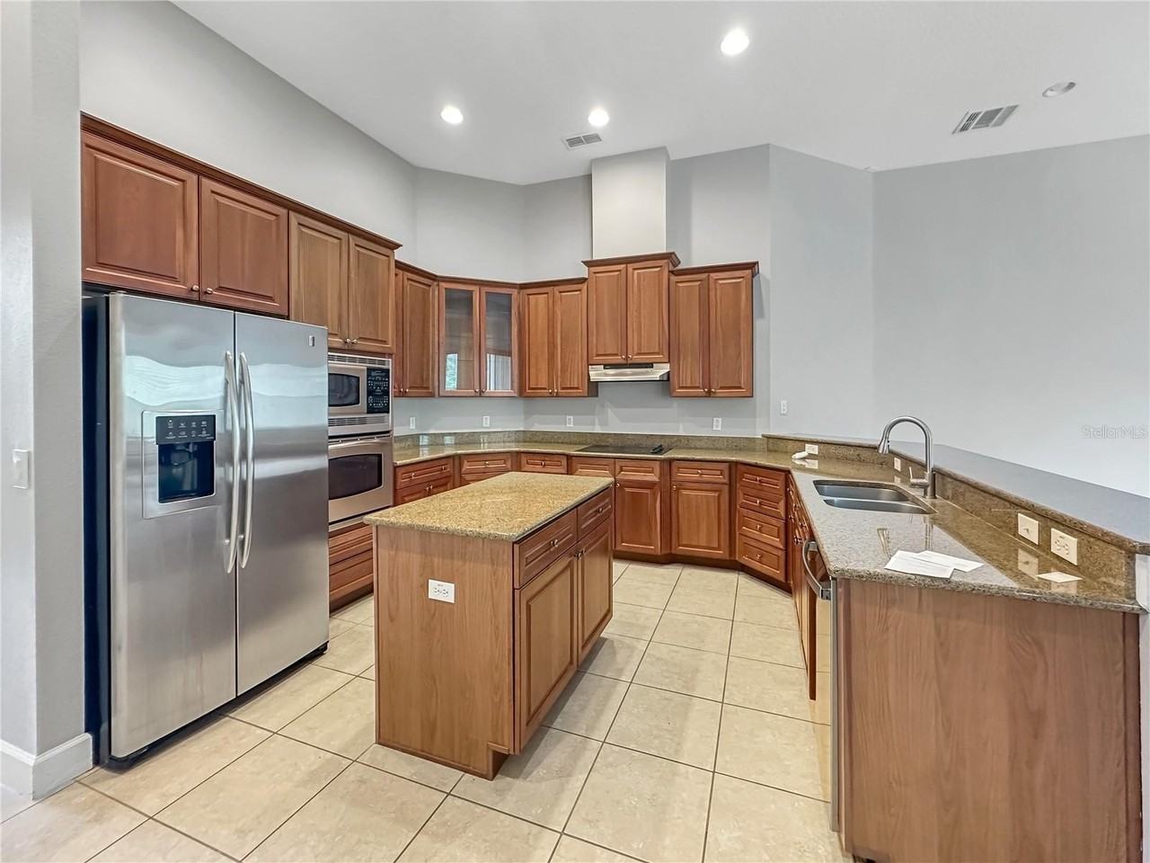 2770 Regal Pine Trl - Photo 2 of 29