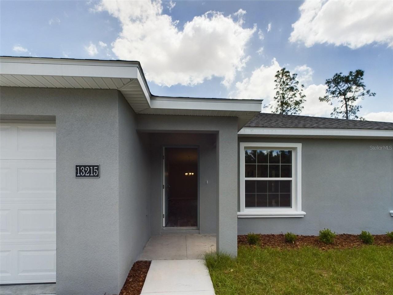 13215 Sw 77th Ave - Photo 2 of 33