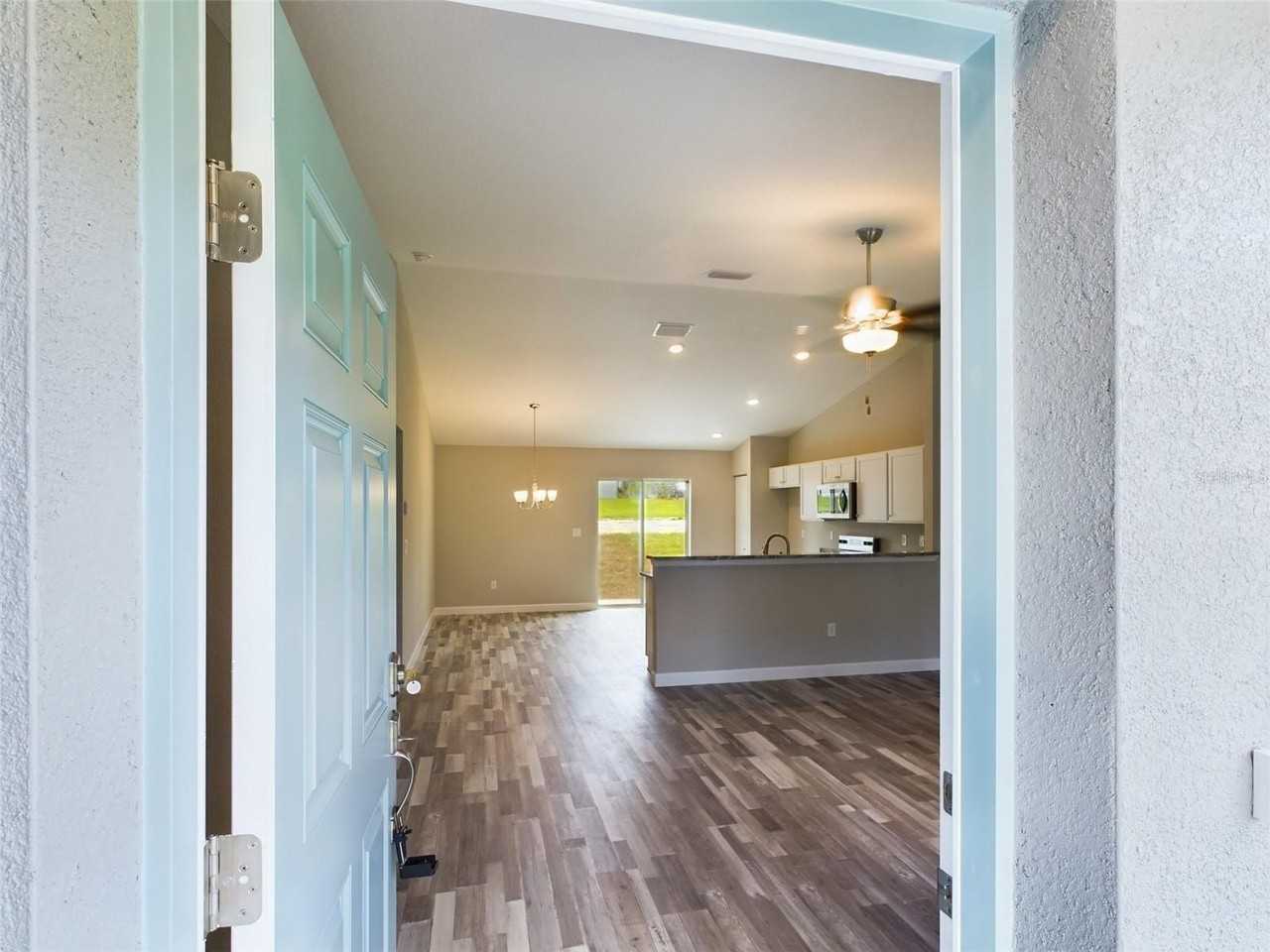 13215 Sw 77th Ave - Photo 3 of 33