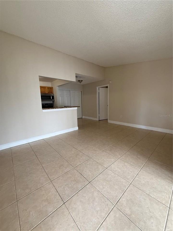 3831 Bowline Cir #204 - Photo 3 of 27