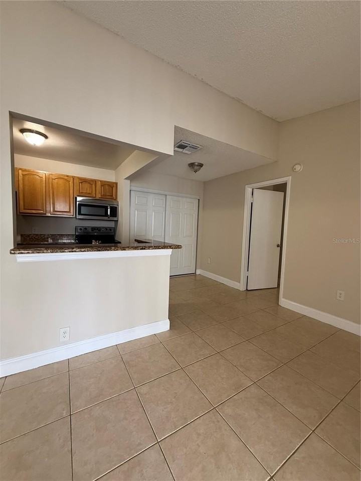 3831 Bowline Cir #204 - Photo 5 of 27
