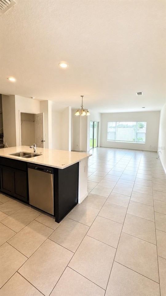 5002 Greenbank Ln - Photo 3 of 27
