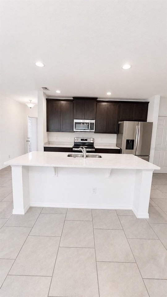 5002 Greenbank Ln - Photo 5 of 27