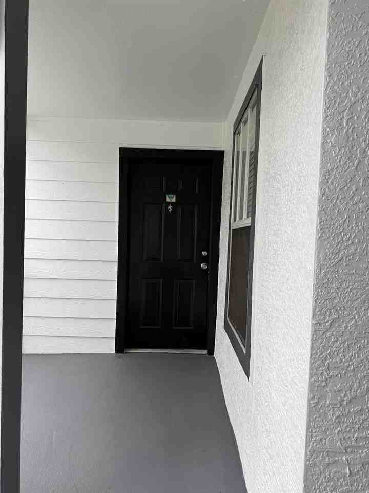 2207 Antigua Pl #727 - Photo 5 of 32