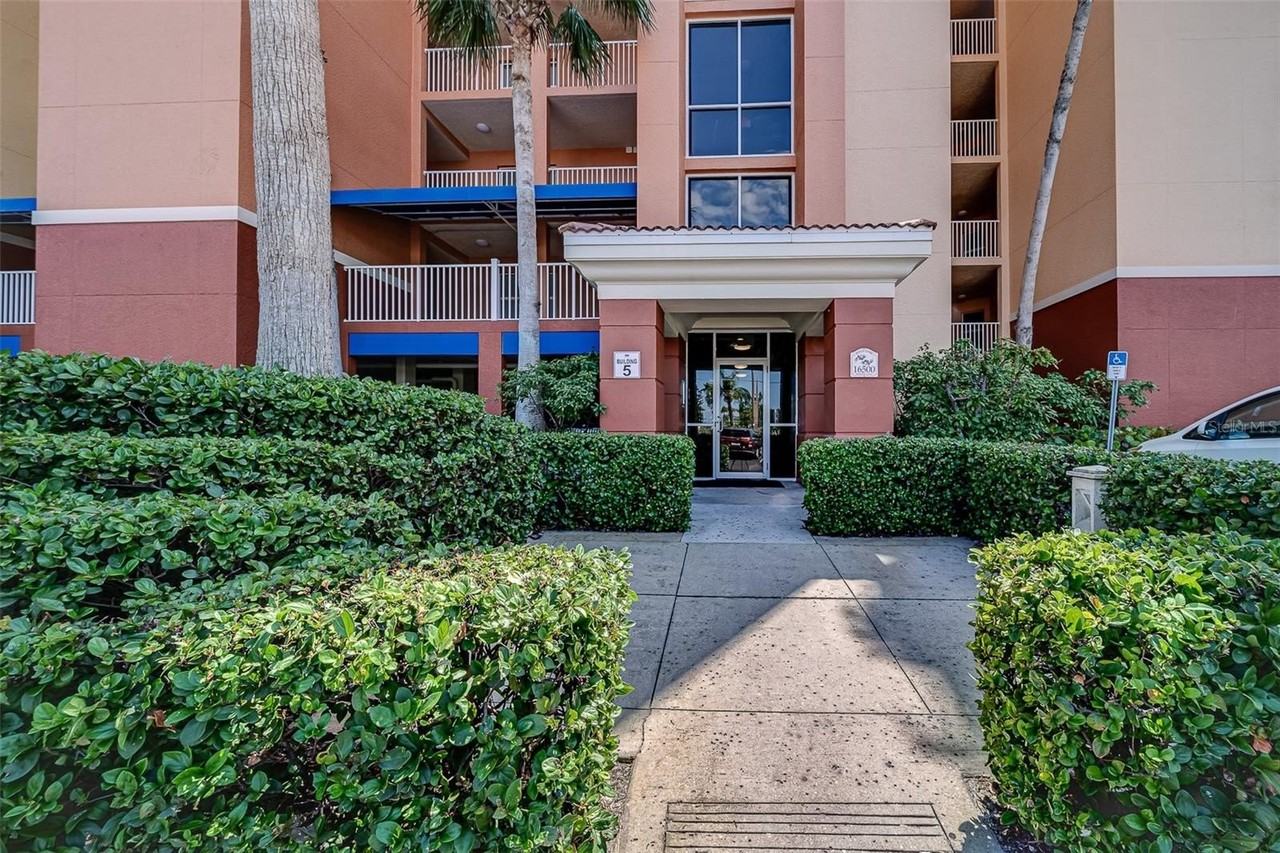 16500 Gulf Blvd #355 - Photo 4 of 50