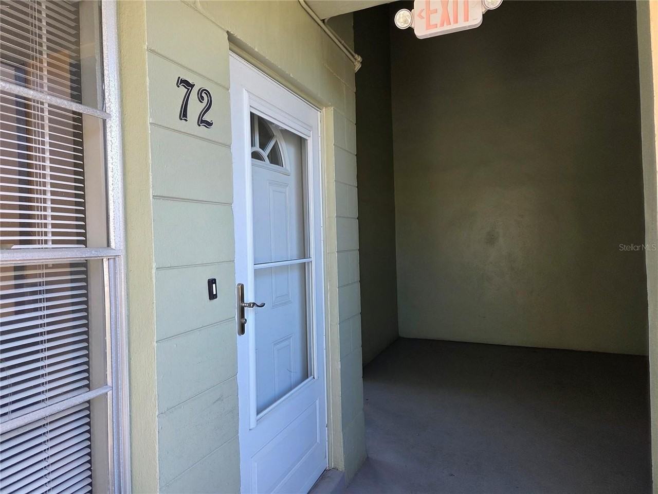 2448 Columbia Dr #72