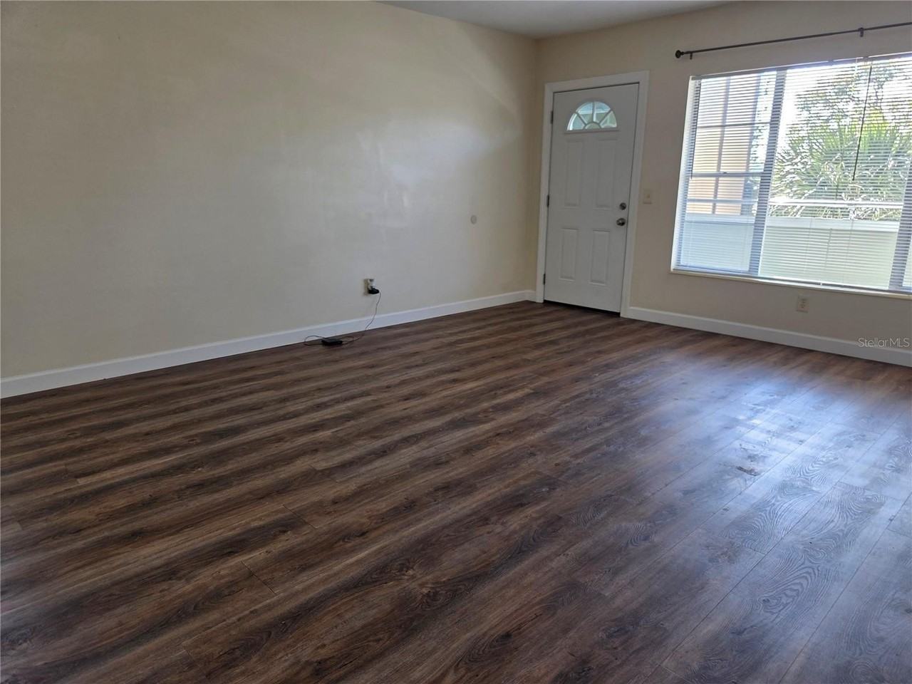 2448 Columbia Dr #72 - Photo 5 of 30
