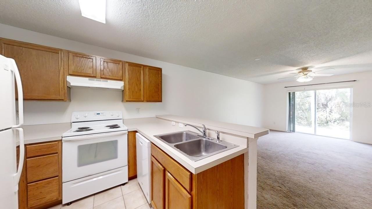 4121 Winding River Way - Photo 4 of 24