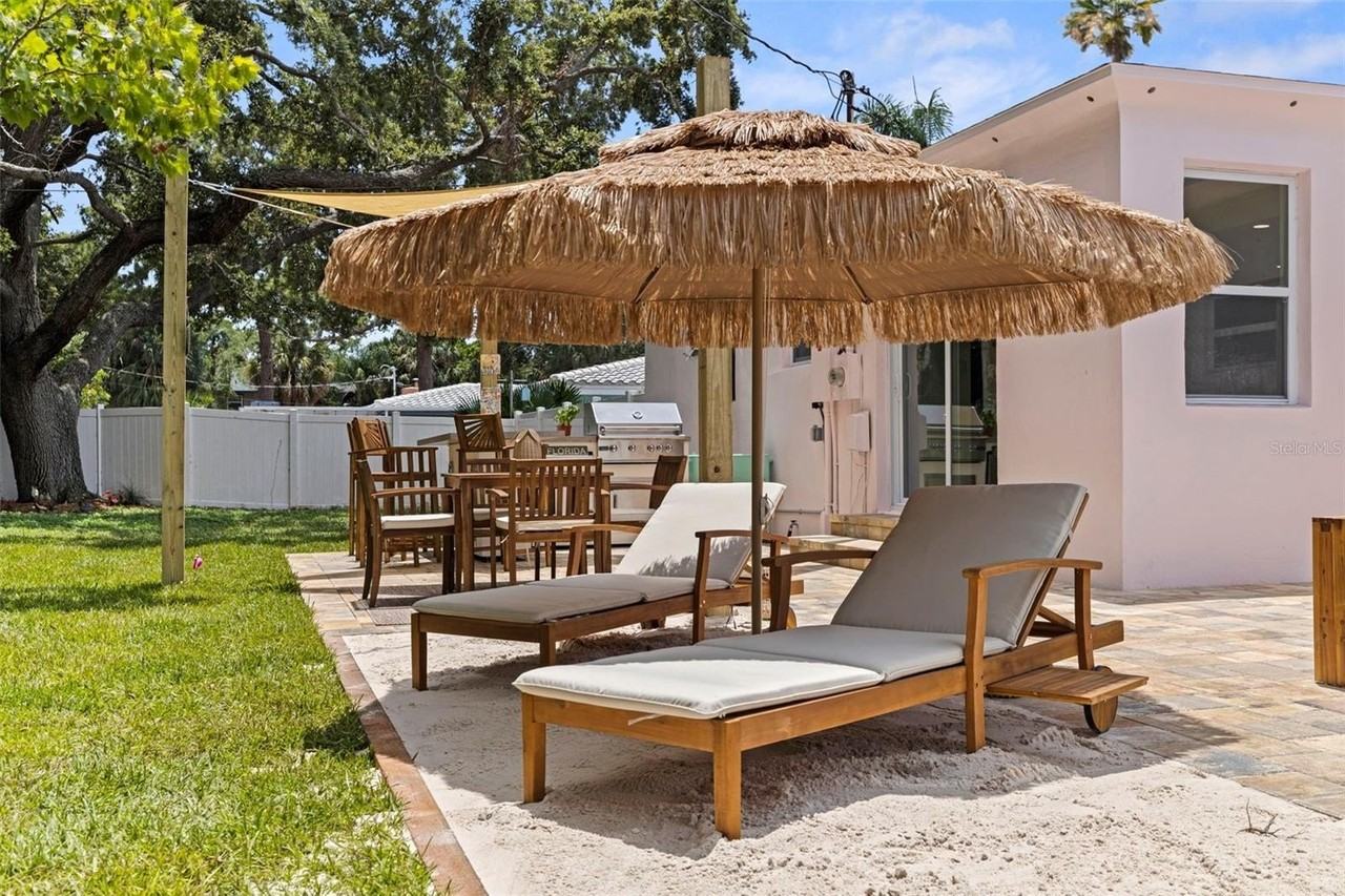 1579 Bayshore Blvd - Photo 5 of 41